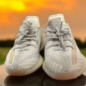 Yeezy 700